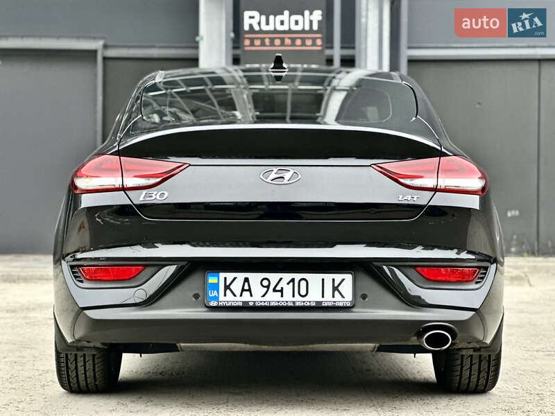 Фастбек Hyundai i30 2019 в Києві фото 20 Фастбек Hyundai i30 2019 в Києві