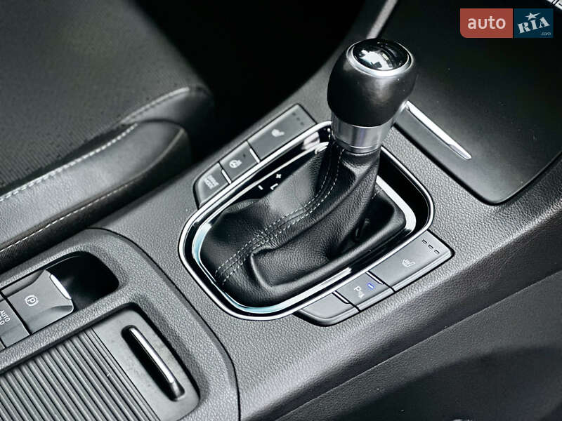 Фастбек Hyundai i30 2019 в Києві фото 34 Фастбек Hyundai i30 2019 в Києві