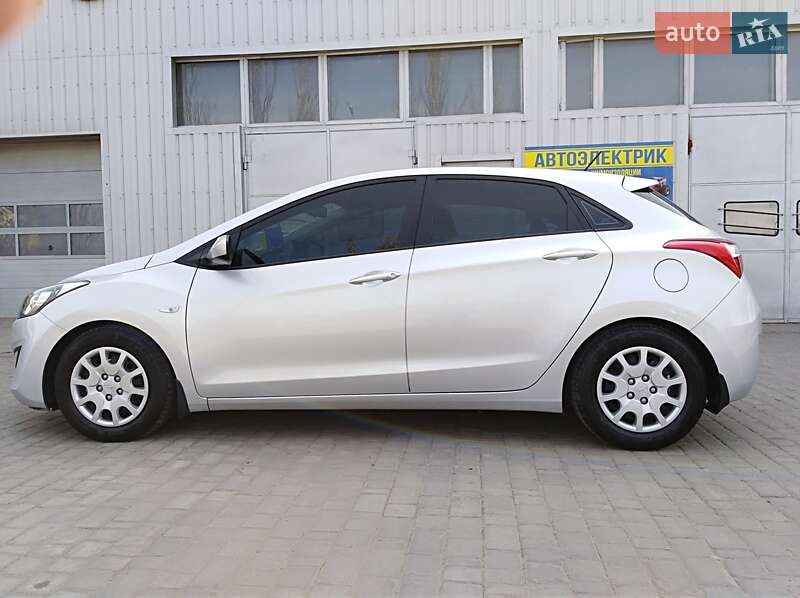 Хэтчбек Hyundai i30 2013 в Киеве фото 4 Хэтчбек Hyundai i30 2013 в Киеве