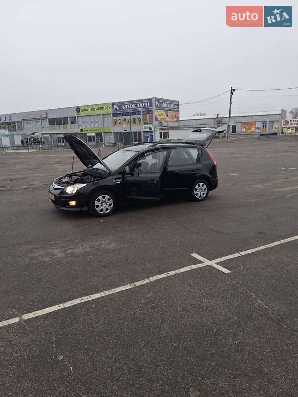 Универсал Hyundai i30 2012 в Харькове