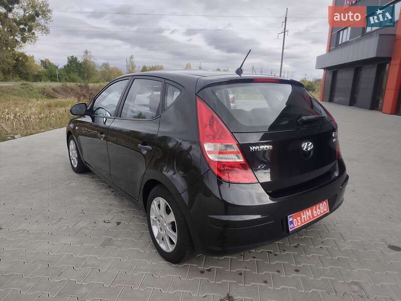 Хетчбек Hyundai i30 2009 в Ковелі