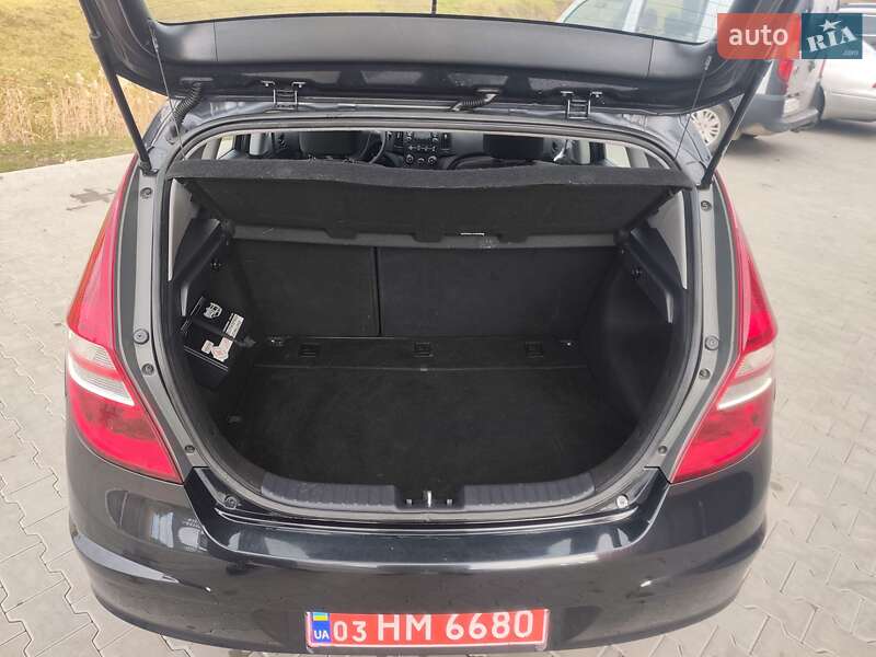 Хетчбек Hyundai i30 2009 в Ковелі