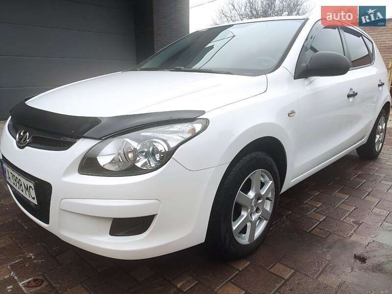 Хэтчбек Hyundai i30 2009 в Василькове фото 4 Хэтчбек Hyundai i30 2009 в Василькове