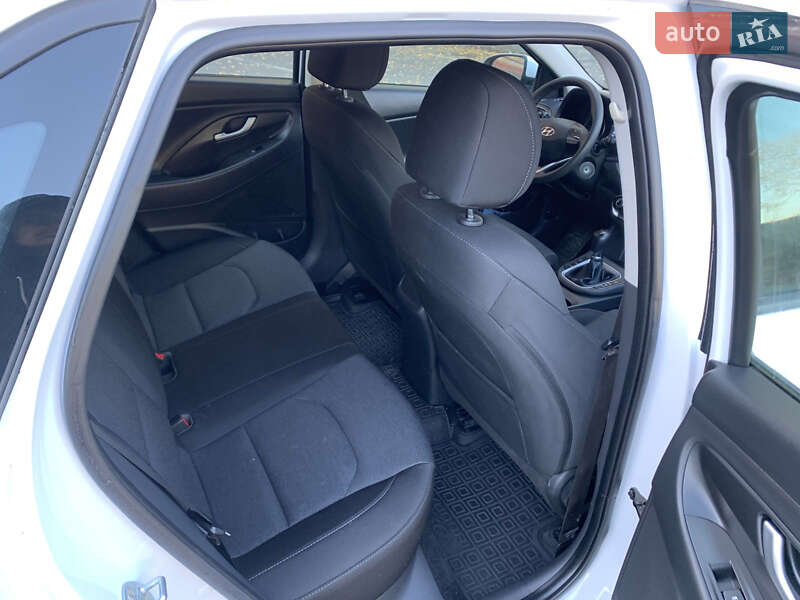 Хетчбек Hyundai i30 2020 в Вінниці фото 12 Хетчбек Hyundai i30 2020 в Вінниці