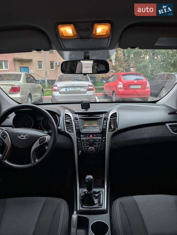 Хэтчбек Hyundai i30 2012 в Харькове фото 11 Хэтчбек Hyundai i30 2012 в Харькове
