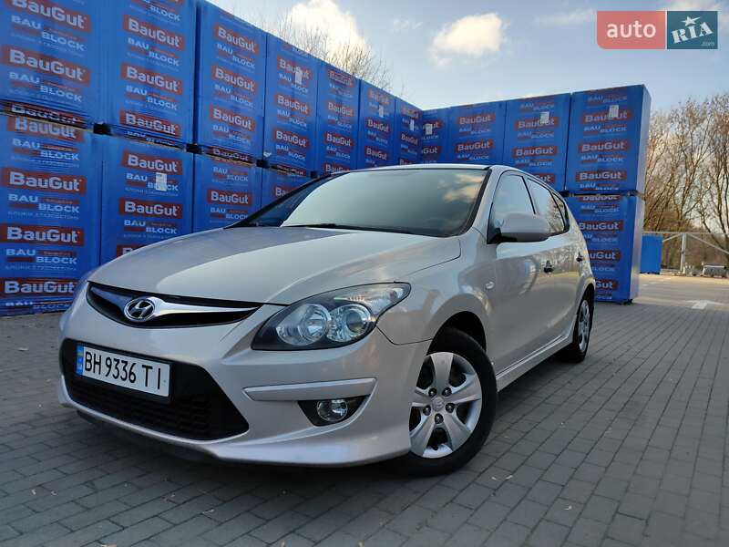 Хэтчбек Hyundai i30 2011 в Борисполе