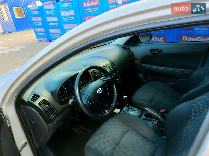 Хэтчбек Hyundai i30 2011 в Борисполе