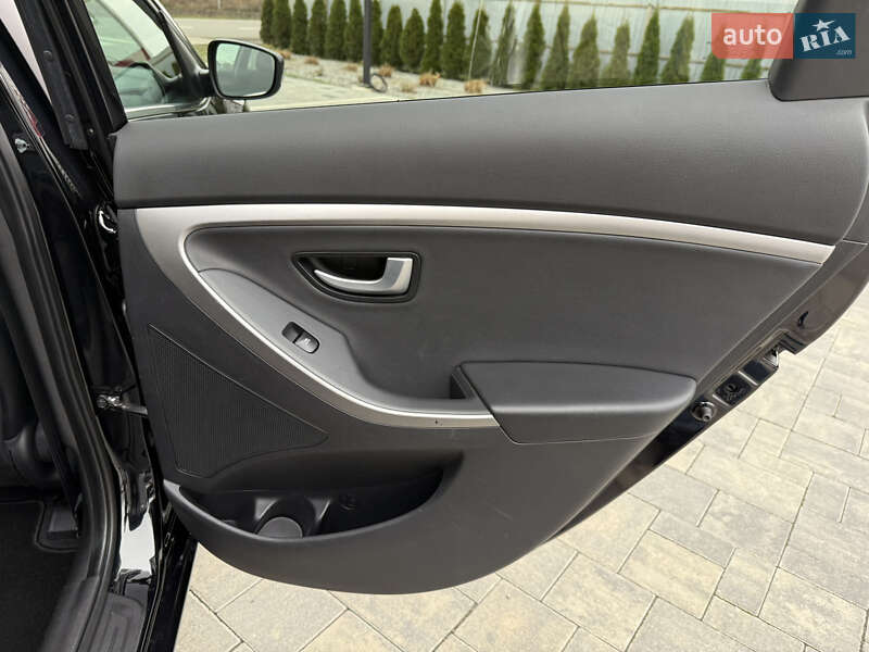 Універсал Hyundai i30 2012 в Луцьку фото 20 Універсал Hyundai i30 2012 в Луцьку