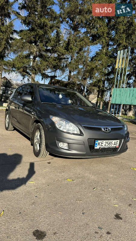 Хэтчбек Hyundai i30 2008 в Ахтырке фото 4 Хэтчбек Hyundai i30 2008 в Ахтырке
