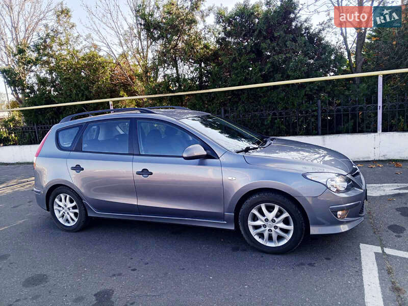 Универсал Hyundai i30 2012 в Белгороде-Днестровском фото 6 Универсал Hyundai i30 2012 в Белгороде-Днестровском