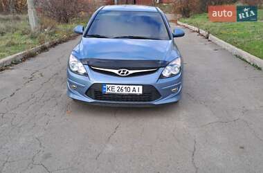 Хетчбек Hyundai i30 2010 в Кривому Розі