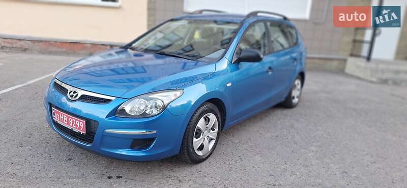 Универсал Hyundai i30 2010 в Нежине