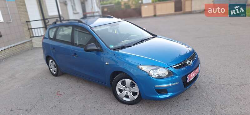 Универсал Hyundai i30 2010 в Нежине