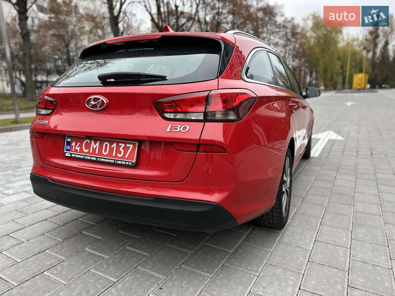 Універсал Hyundai i30 2018 в Рівному