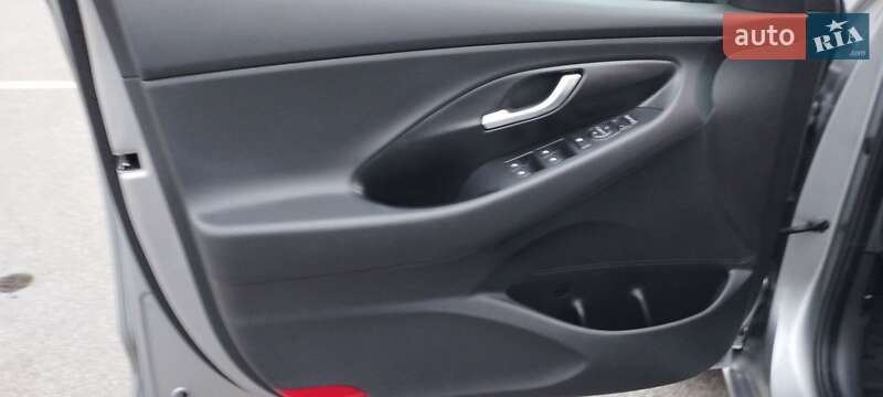 Хэтчбек Hyundai i30 2021 в Киеве