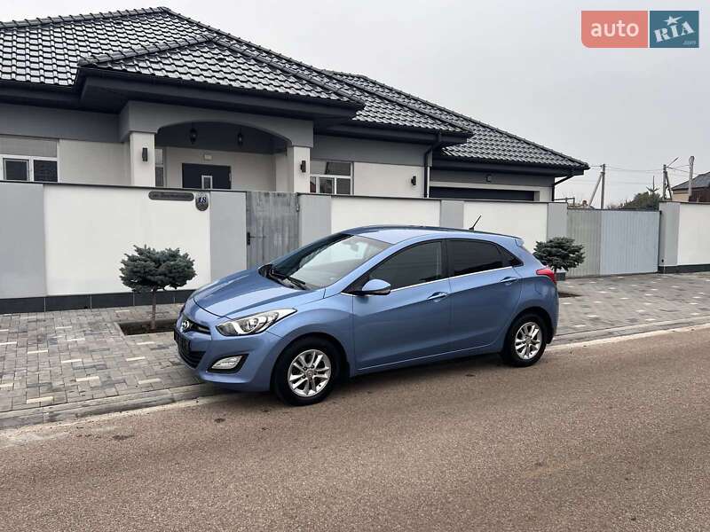 Хэтчбек Hyundai i30 2012 в Одессе фото 3 Хэтчбек Hyundai i30 2012 в Одессе