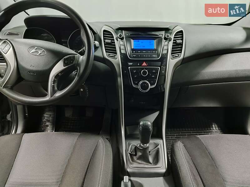 Хэтчбек Hyundai i30 2013 в Харькове фото 11 Хэтчбек Hyundai i30 2013 в Харькове