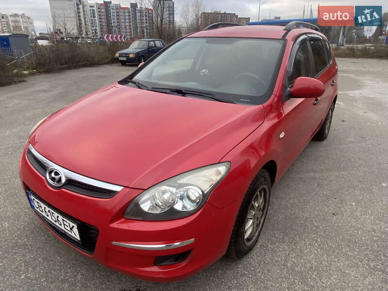 Универсал Hyundai i30 2009 в Чернигове