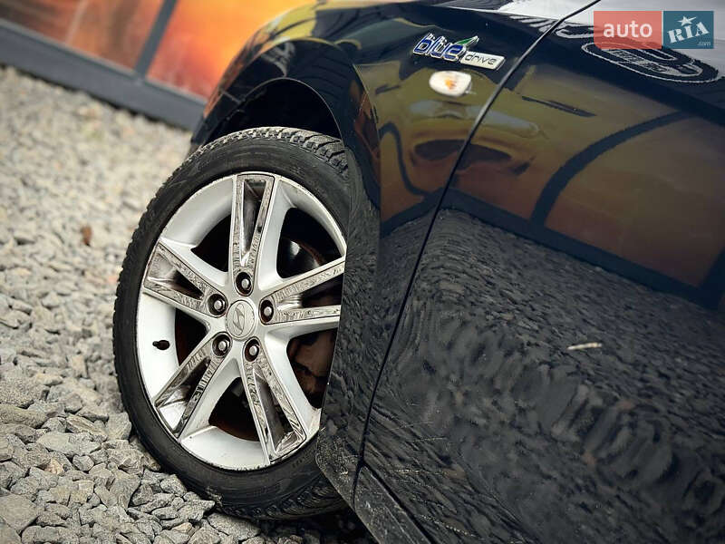 Універсал Hyundai i30 2009 в Стрию фото 26 Універсал Hyundai i30 2009 в Стрию