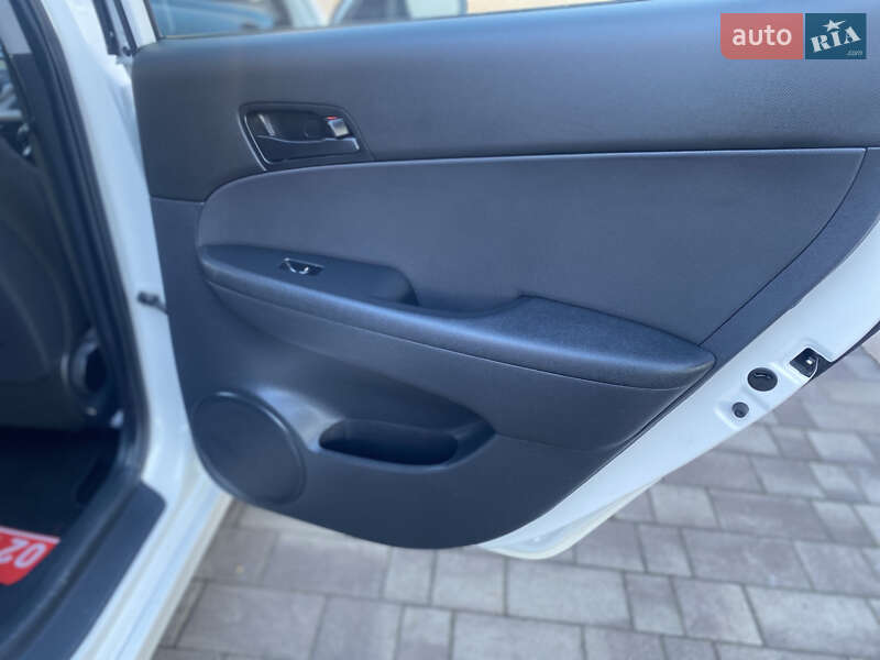 Хэтчбек Hyundai i30 2011 в Виннице фото 13 Хэтчбек Hyundai i30 2011 в Виннице