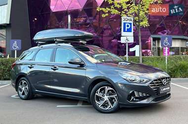 Универсал Hyundai i30 2020 в Киеве