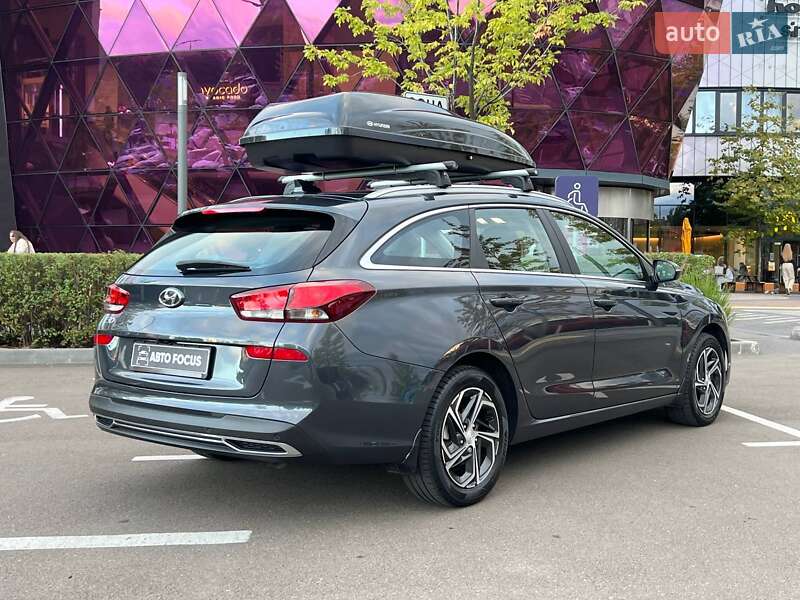 Универсал Hyundai i30 2020 в Киеве