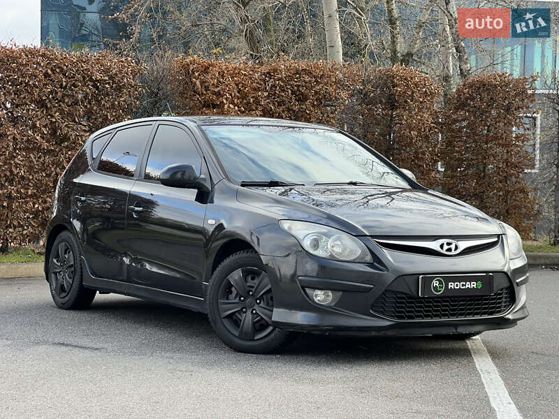 Hyundai i30 2011