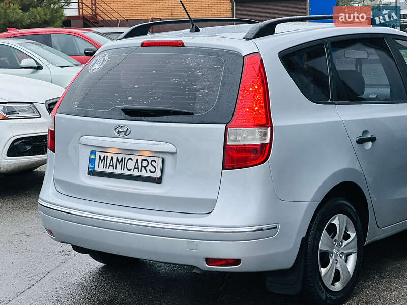 Універсал Hyundai i30 2010 в Харкові фото 13 Універсал Hyundai i30 2010 в Харкові