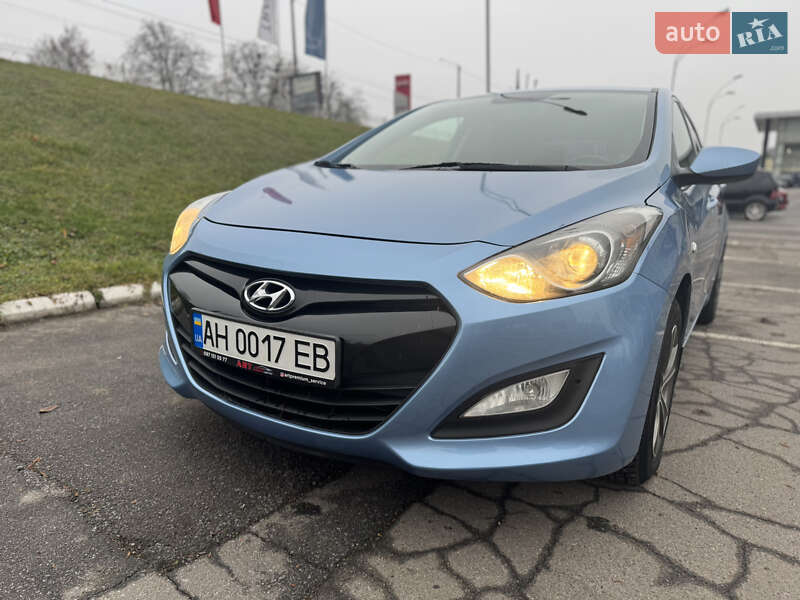 Хетчбек Hyundai i30 2012 в Хмельницькому