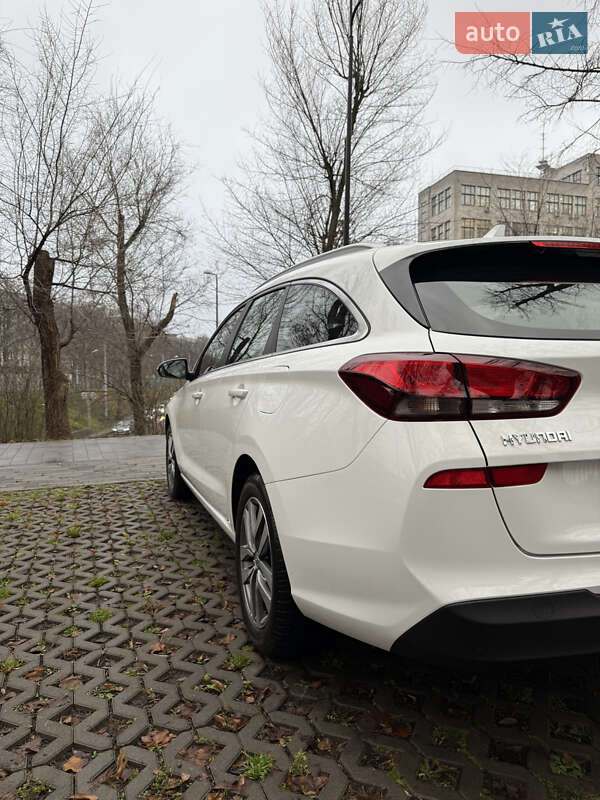 Универсал Hyundai i30 2019 в Харькове