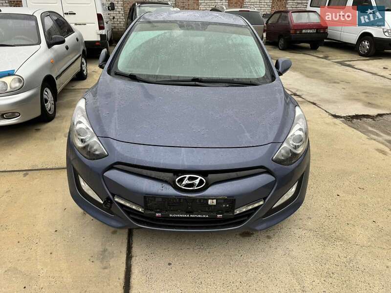 Hyundai i30 2013