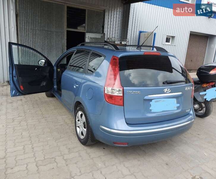 Універсал Hyundai i30 2008 в Рівному