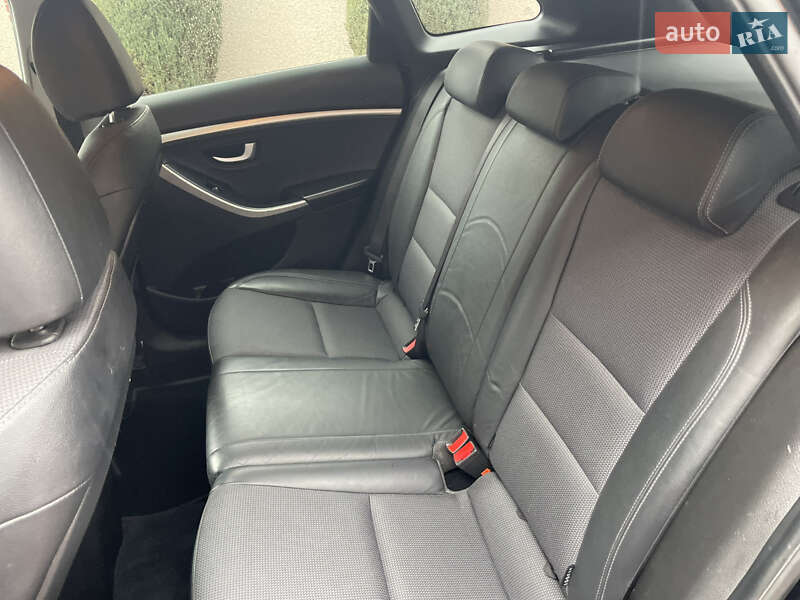 Універсал Hyundai i30 2014 в Стрию фото 77 Універсал Hyundai i30 2014 в Стрию