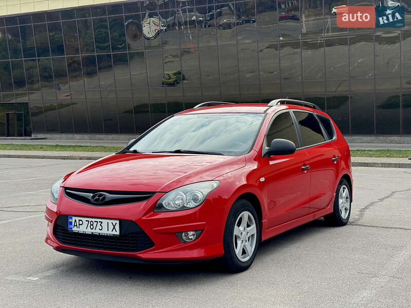 Универсал Hyundai i30 2011 в Запорожье фото 3 Универсал Hyundai i30 2011 в Запорожье