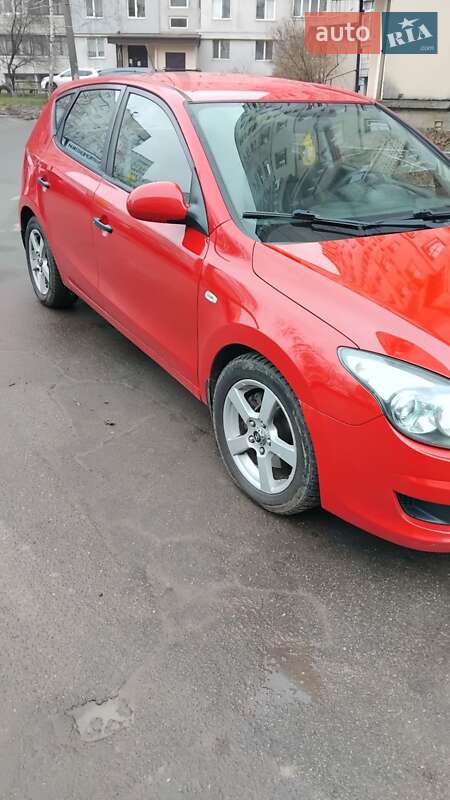 Хэтчбек Hyundai i30 2010 в Харькове фото 2 Хэтчбек Hyundai i30 2010 в Харькове