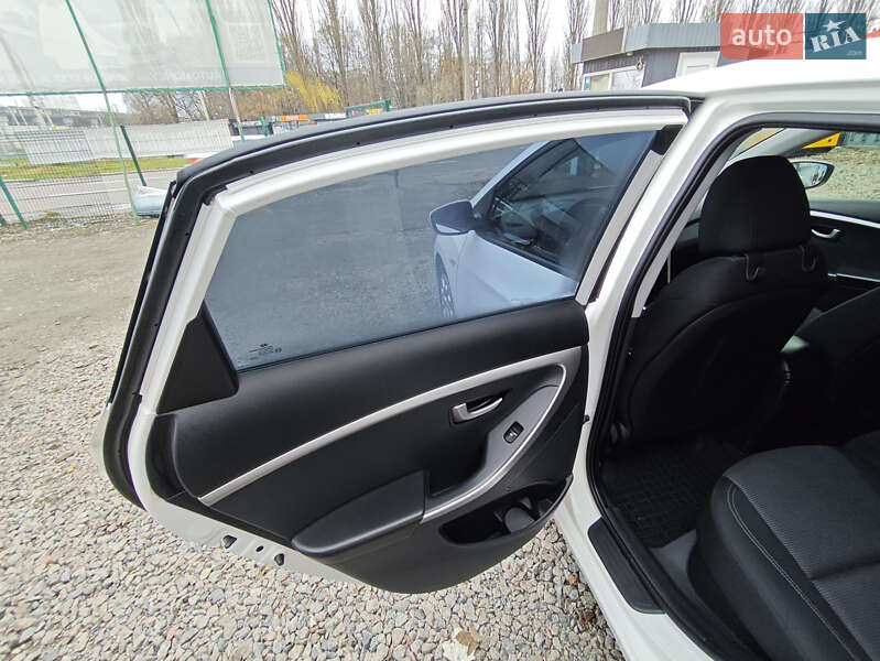 Хетчбек Hyundai i30 2013 в Києві