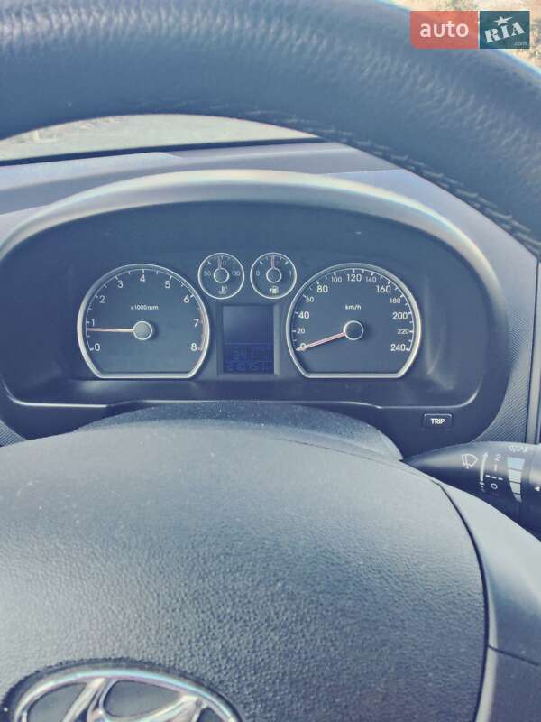 Хетчбек Hyundai i30 2011 в Дніпрі