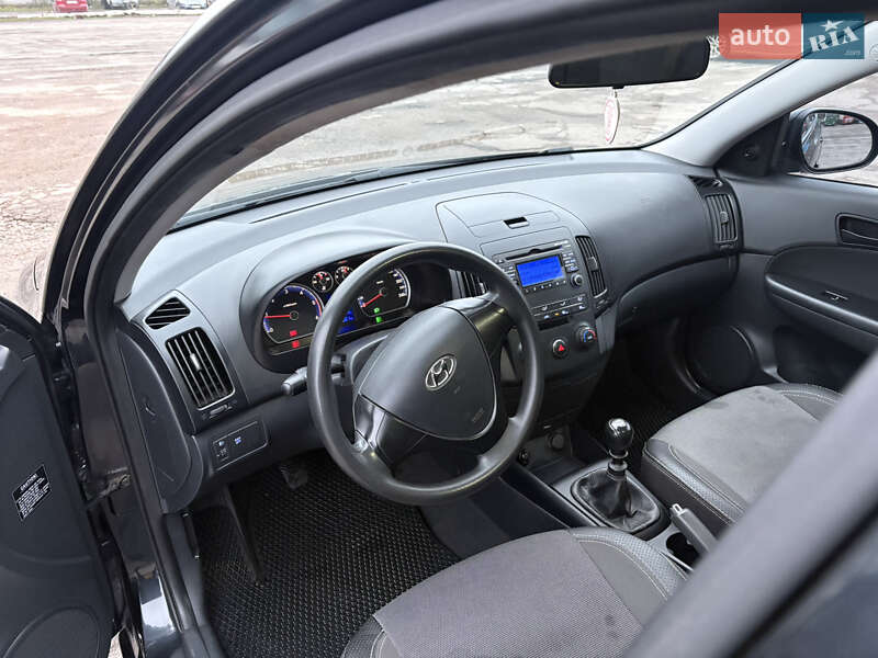 Універсал Hyundai i30 2009 в Чернігові