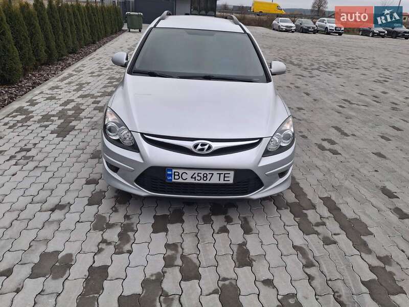 Универсал Hyundai i30 2010 в Львове фото 5 Универсал Hyundai i30 2010 в Львове