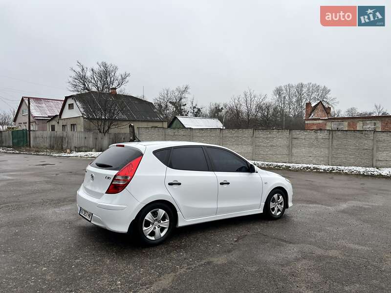 Хэтчбек Hyundai i30 2010 в Харькове фото 10 Хэтчбек Hyundai i30 2010 в Харькове