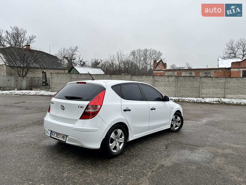 Хэтчбек Hyundai i30 2010 в Харькове фото 18 Хэтчбек Hyundai i30 2010 в Харькове