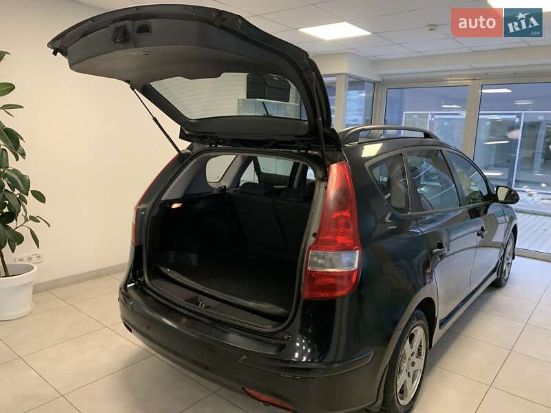 Універсал Hyundai i30 2011 в Вінниці