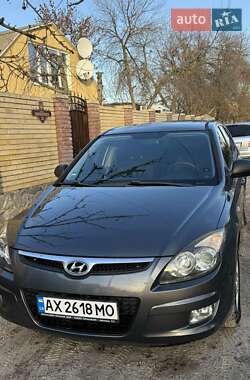 Хетчбек Hyundai i30 2009 в Коломаках