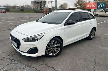 Універсал Hyundai i30 2018 в Ужгороді