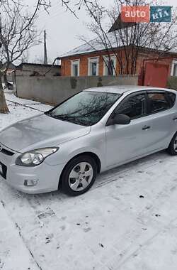 Хэтчбек Hyundai i30 2009 в Харькове