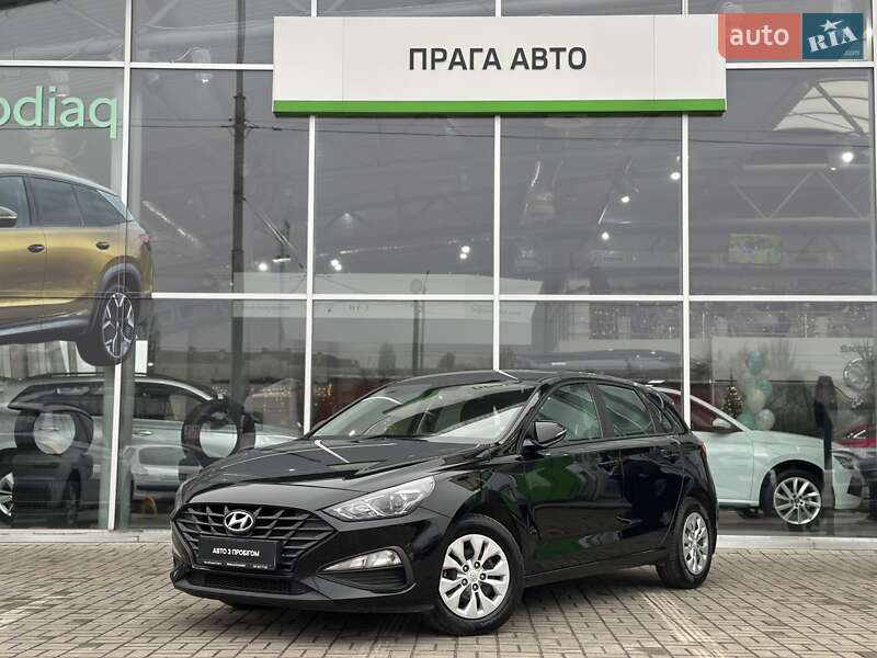 Hyundai i30 2021