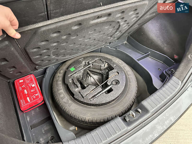 Хетчбек Hyundai i30 2008 в Луцьку фото 21 Хетчбек Hyundai i30 2008 в Луцьку