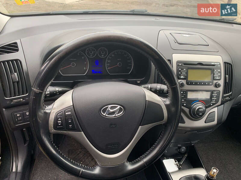 Универсал Hyundai i30 2008 в Луцке
