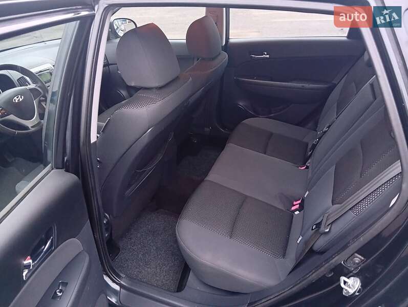 Універсал Hyundai i30 2009 в Полтаві