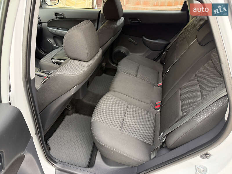 Хетчбек Hyundai i30 2011 в Одесі